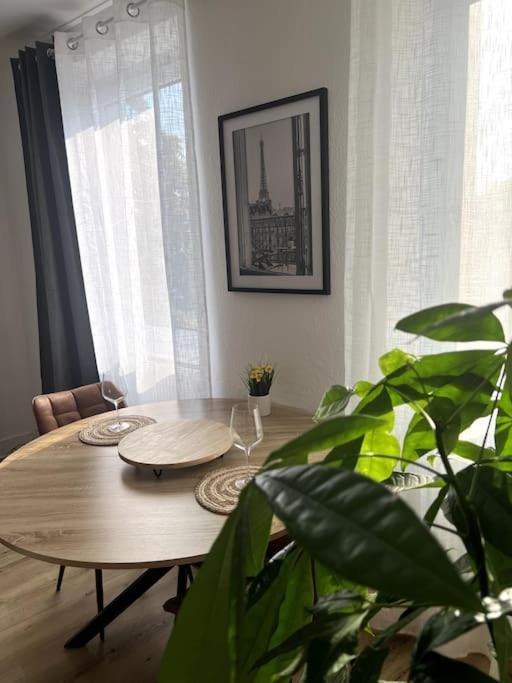 Appartement Cosy Et Lumineux Avec Parking Gratuit コルマール エクステリア 写真